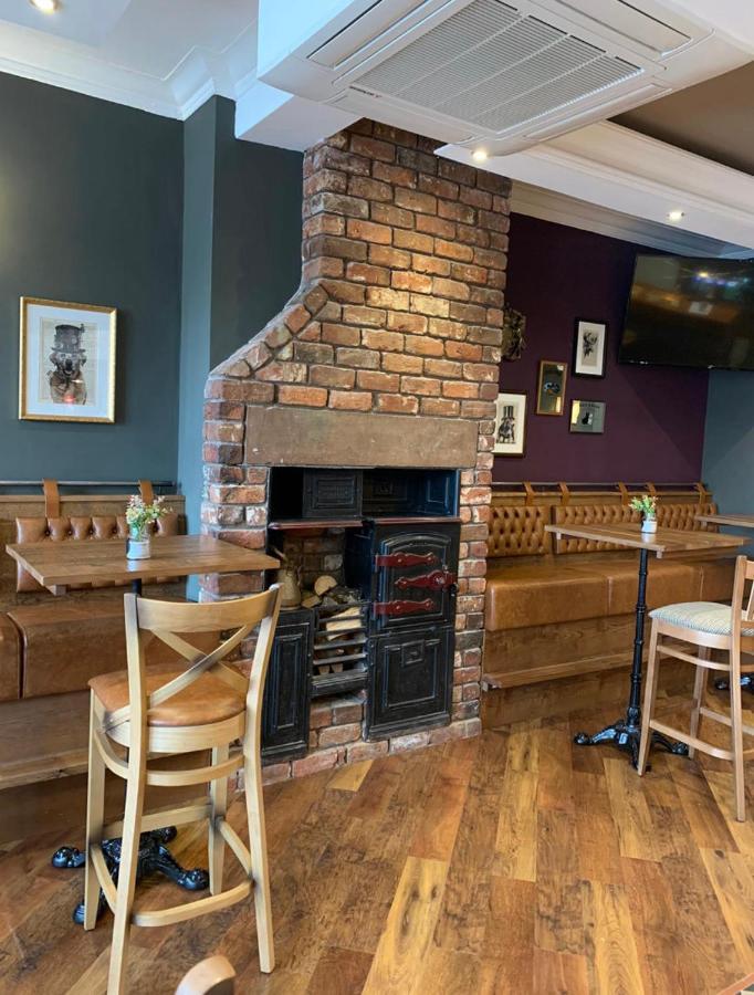 The Griffin Inn St Helens  Eksteriør billede